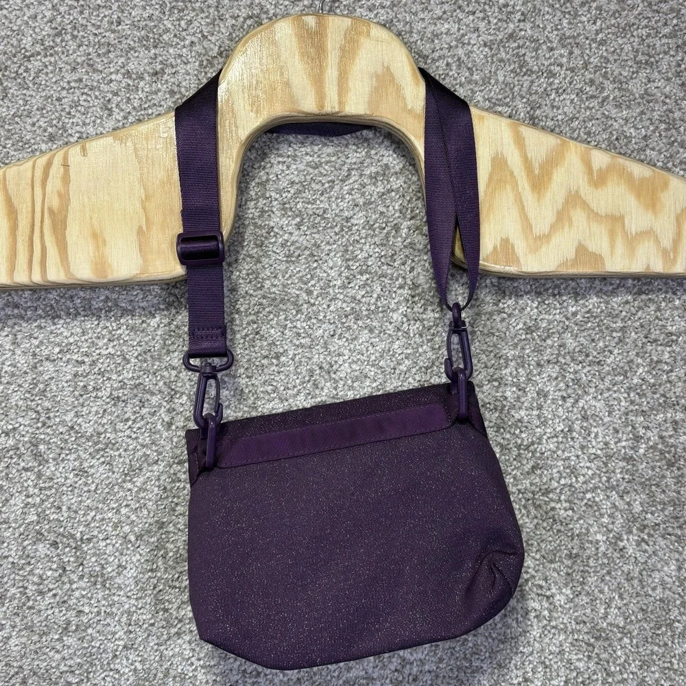 Ivivva By Lululemon Girls Mini Crossbody Bag Purple Glitter Canvas Strap 116599
